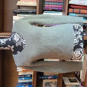 Peruvian Connection 100% alpaca moss green sweater